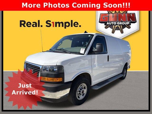 2022 GMC Savana Cargo Van Vehicle Photo in SELMA, TX 78154-1459