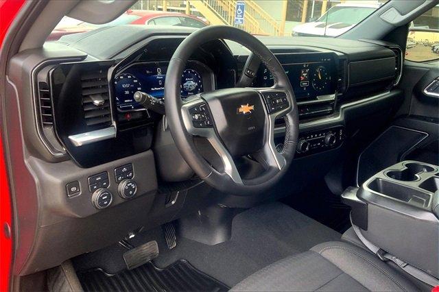 2022 Chevrolet Silverado 1500 Vehicle Photo in TOPEKA, KS 66609-0000