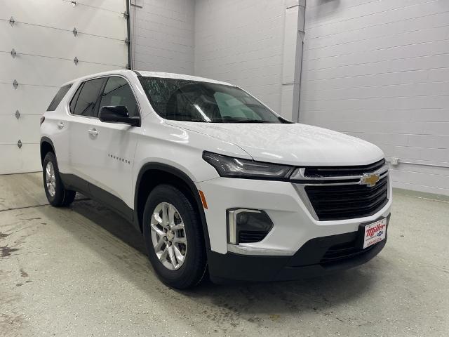 Used 2022 Chevrolet Traverse LS with VIN 1GNEVFKW5NJ129033 for sale in Rogers, Minnesota