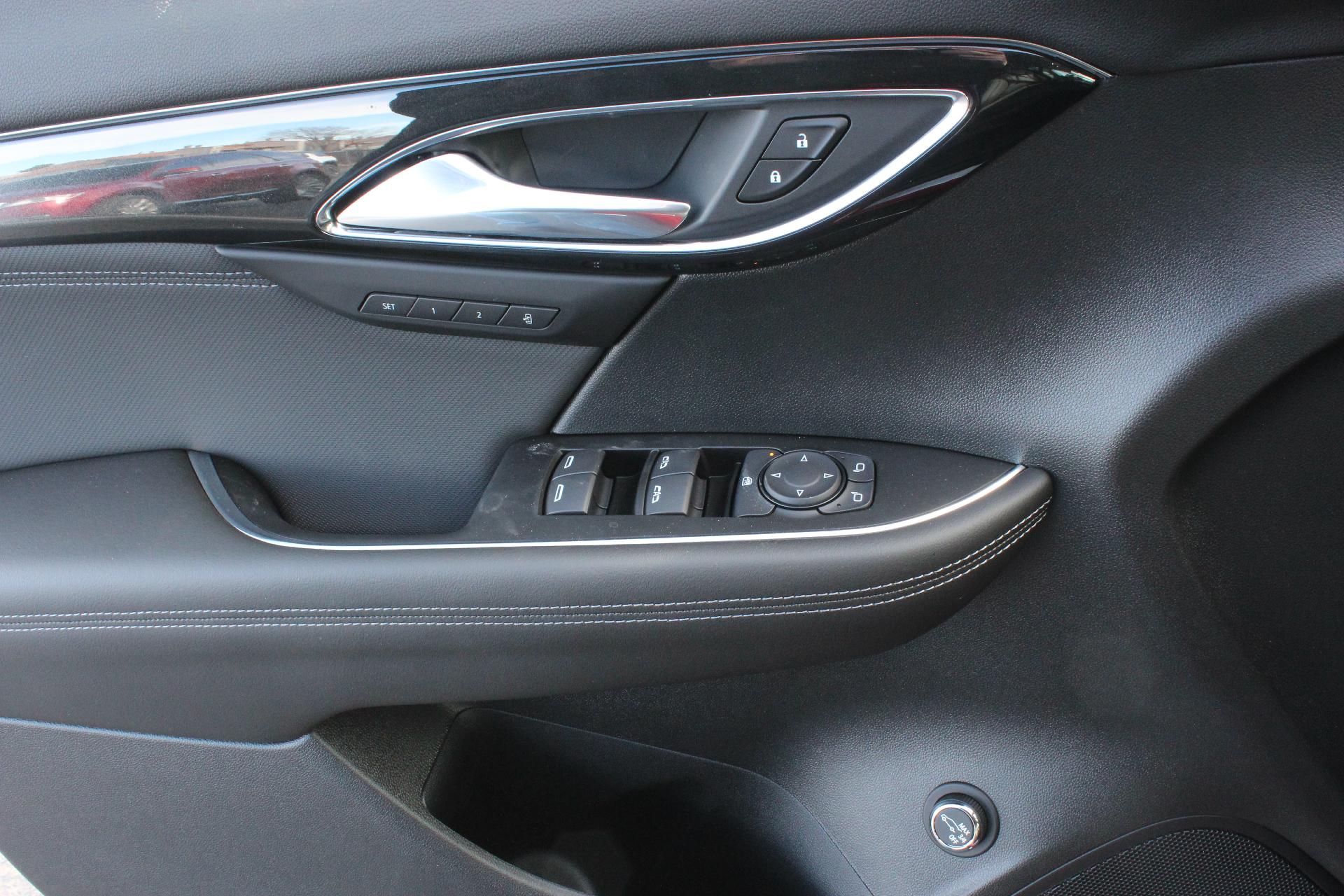 2025 Buick Envision Vehicle Photo in AURORA, CO 80012-4011