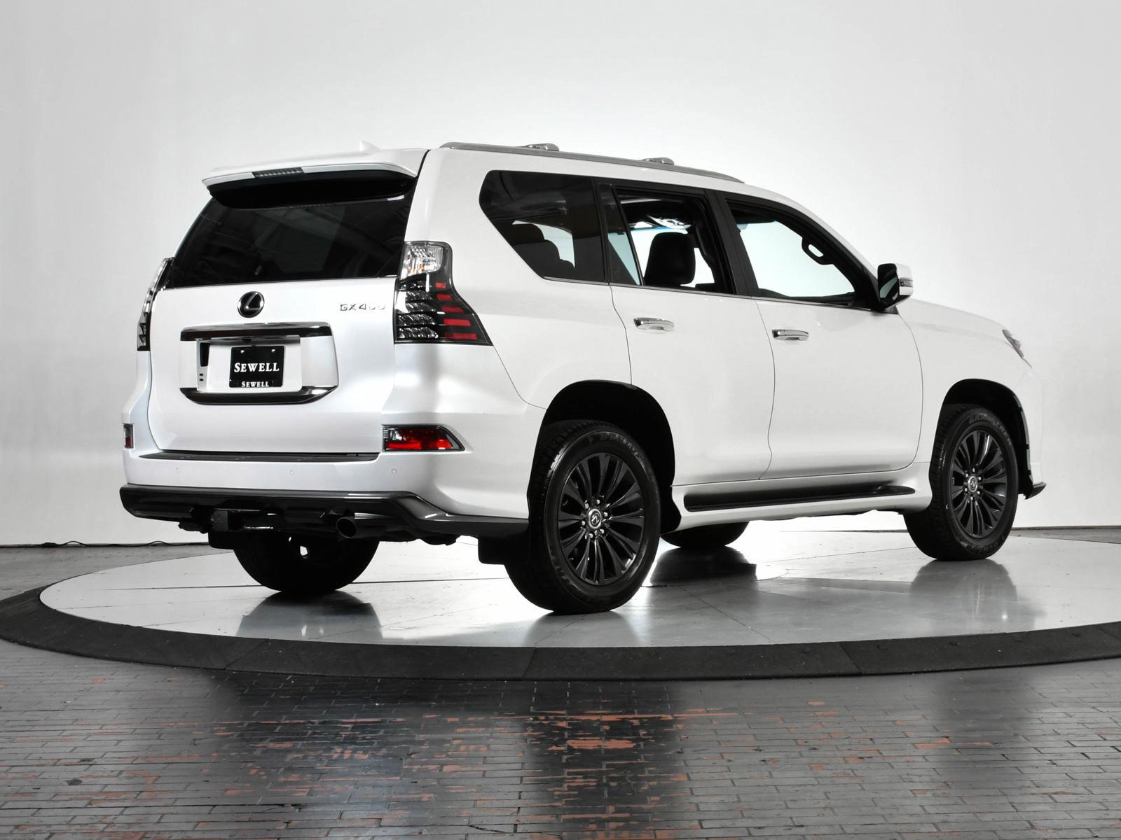 2023 Lexus GX 460 Vehicle Photo in DALLAS, TX 75235