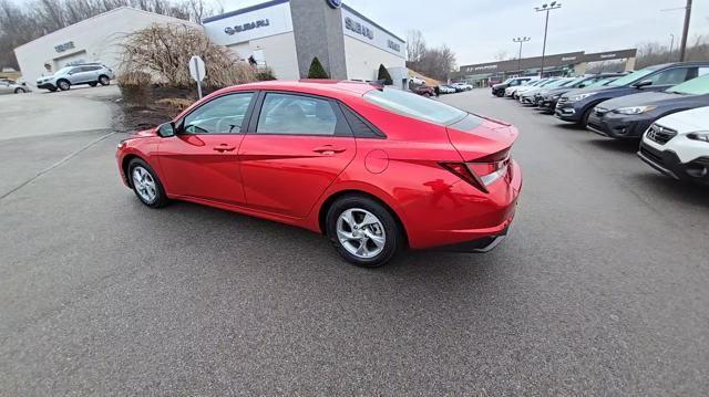 2022 Hyundai ELANTRA Vehicle Photo in Pleasant Hills, PA 15236