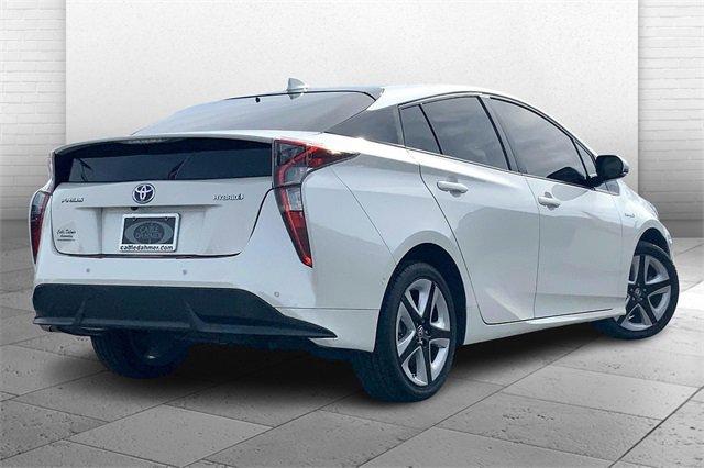 2017 Toyota Prius Vehicle Photo in INDEPENDENCE, MO 64055-1377