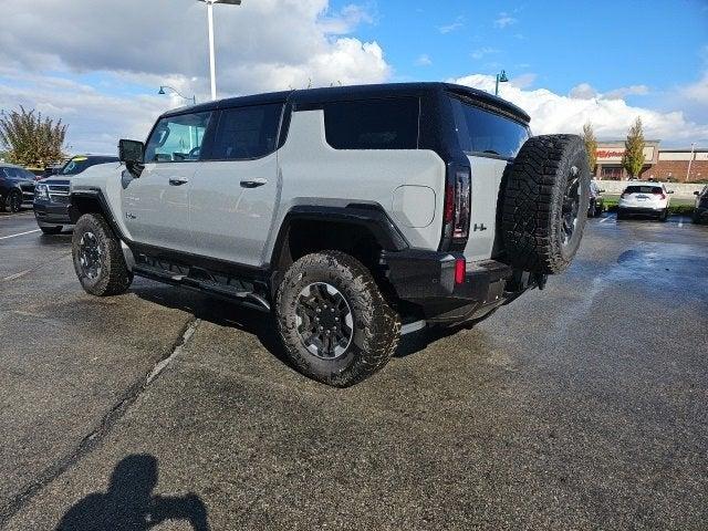 2025 GMC HUMMER EV SUV Vehicle Photo in Fishers, IN 46038