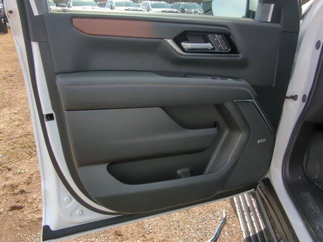 2025 GMC Yukon XL Vehicle Photo in ALBERTVILLE, AL 35950-0246