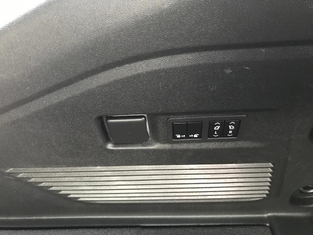 2023 GMC Yukon XL Vehicle Photo in GREEN BAY, WI 54303-3330