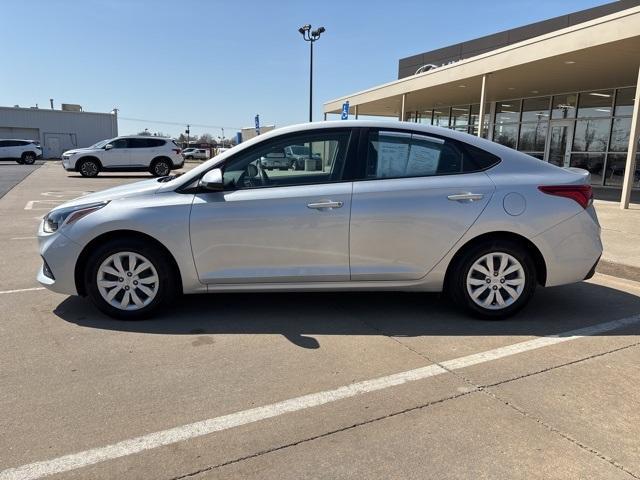 Certified 2022 Hyundai Accent SE with VIN 3KPC24A63NE167999 for sale in Wichita, KS