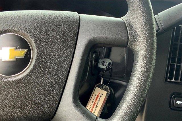 2021 Chevrolet Express Passenger 3500 Vehicle Photo in TOPEKA, KS 66609-0000