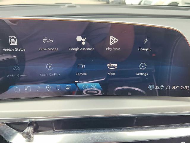 2025 Cadillac LYRIQ Vehicle Photo in HOUSTON, TX 77079