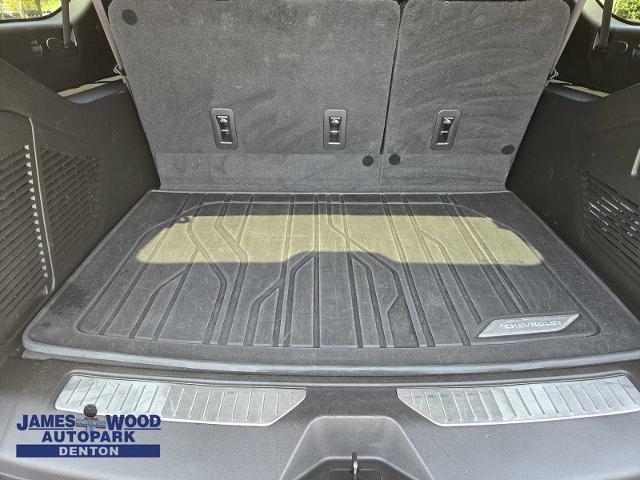 2021 Chevrolet Suburban Vehicle Photo in DENTON, TX 76210-9321
