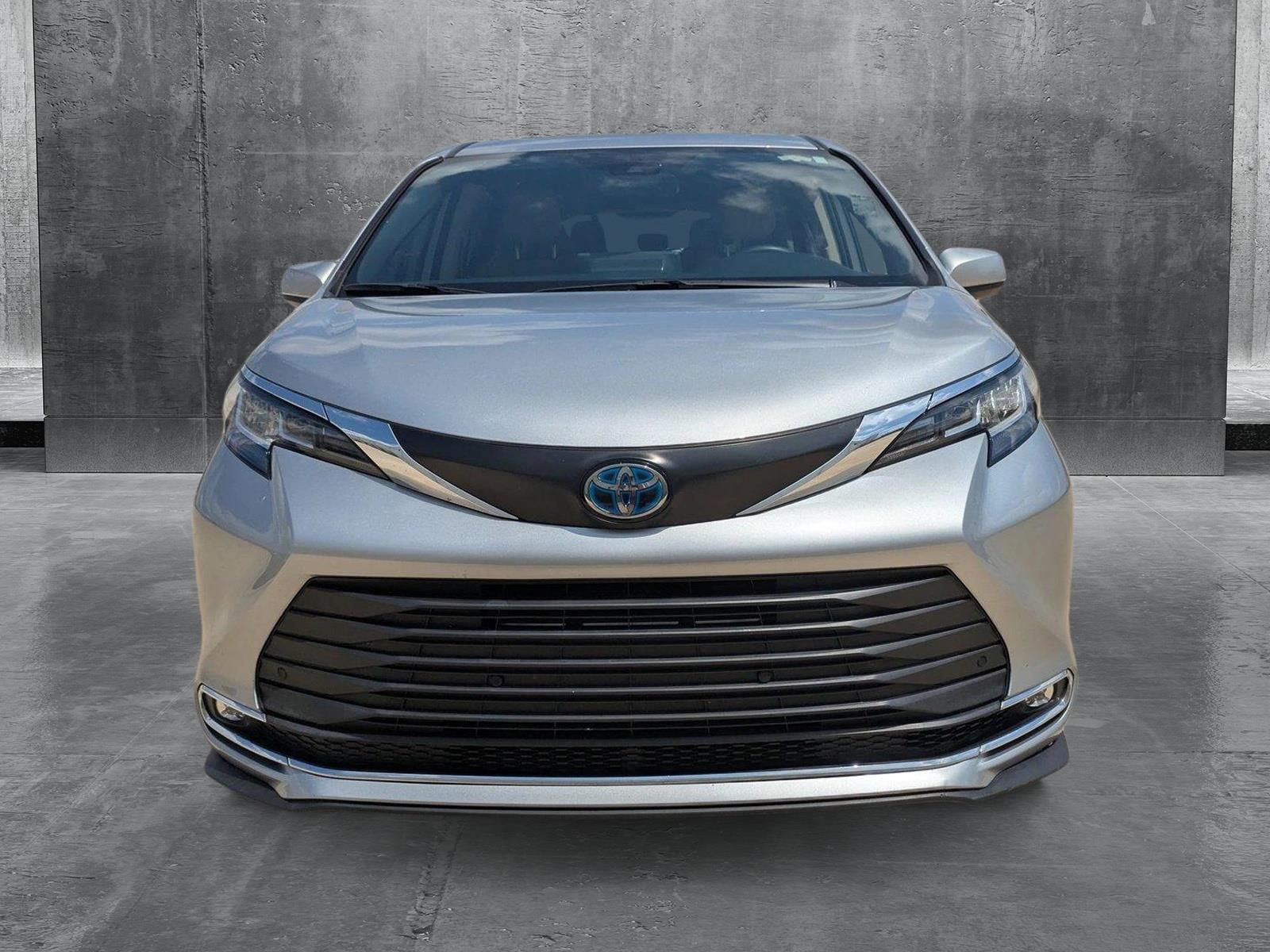 2023 Toyota Sienna Vehicle Photo in Winter Park, FL 32792