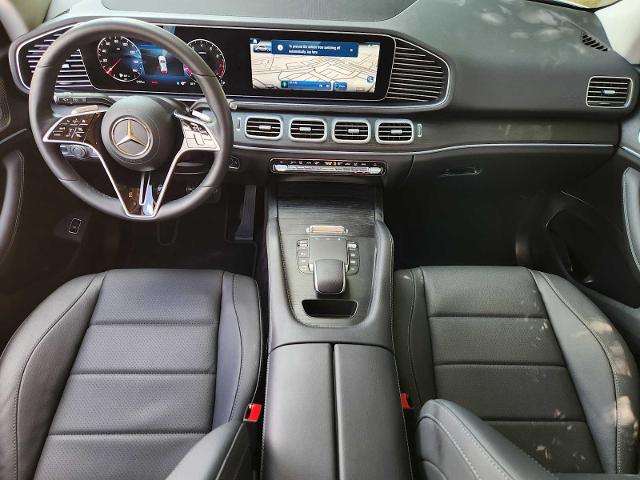 2025 Mercedes-Benz GLE Vehicle Photo in HOUSTON, TX 77079