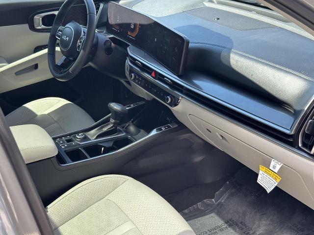 2025 Kia Sorento Vehicle Photo in Tucson, AZ 85712