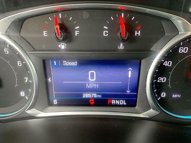 2022 Chevrolet Equinox Vehicle Photo in MOON TOWNSHIP, PA 15108-2571