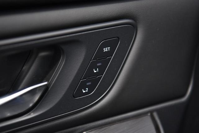 2025 Nissan Rogue Vehicle Photo in Ballwin, MO 63011