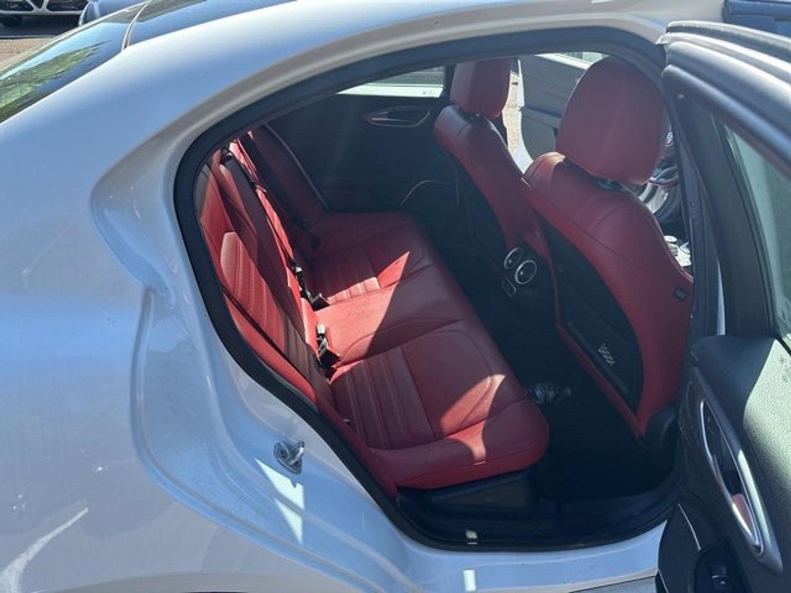 2022 Alfa Romeo Giulia Vehicle Photo in Willow Grove, PA 19090