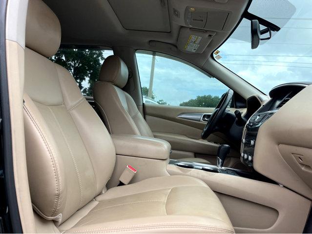 2017 Nissan Pathfinder Vehicle Photo in Savannah, GA 31419