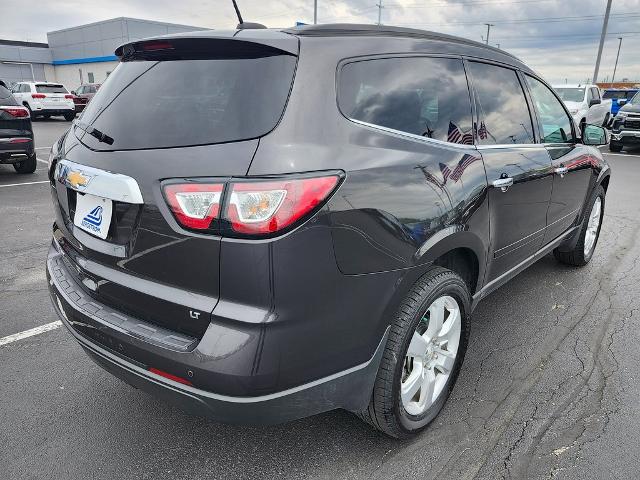 2017 Chevrolet Traverse Vehicle Photo in GREEN BAY, WI 54304-5303