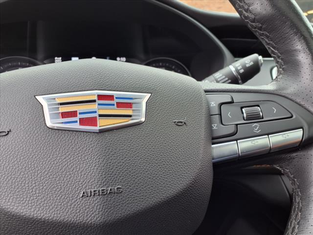 2023 Cadillac XT4 Vehicle Photo in SMITHTOWN, NY 11787-5023