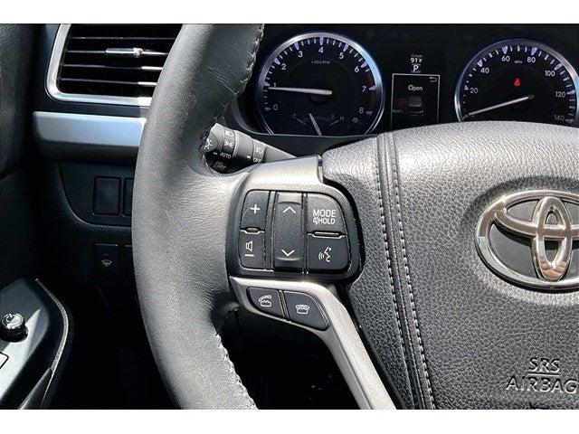 2014 Toyota Highlander Vehicle Photo in San Antonio, TX 78230