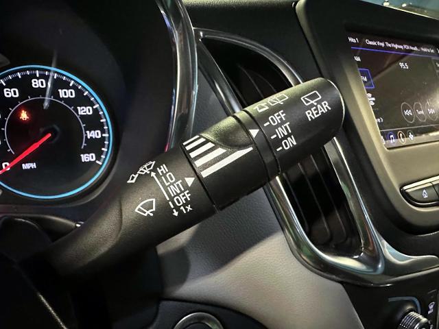 2022 Chevrolet Equinox Vehicle Photo in Roslyn, NY 11576