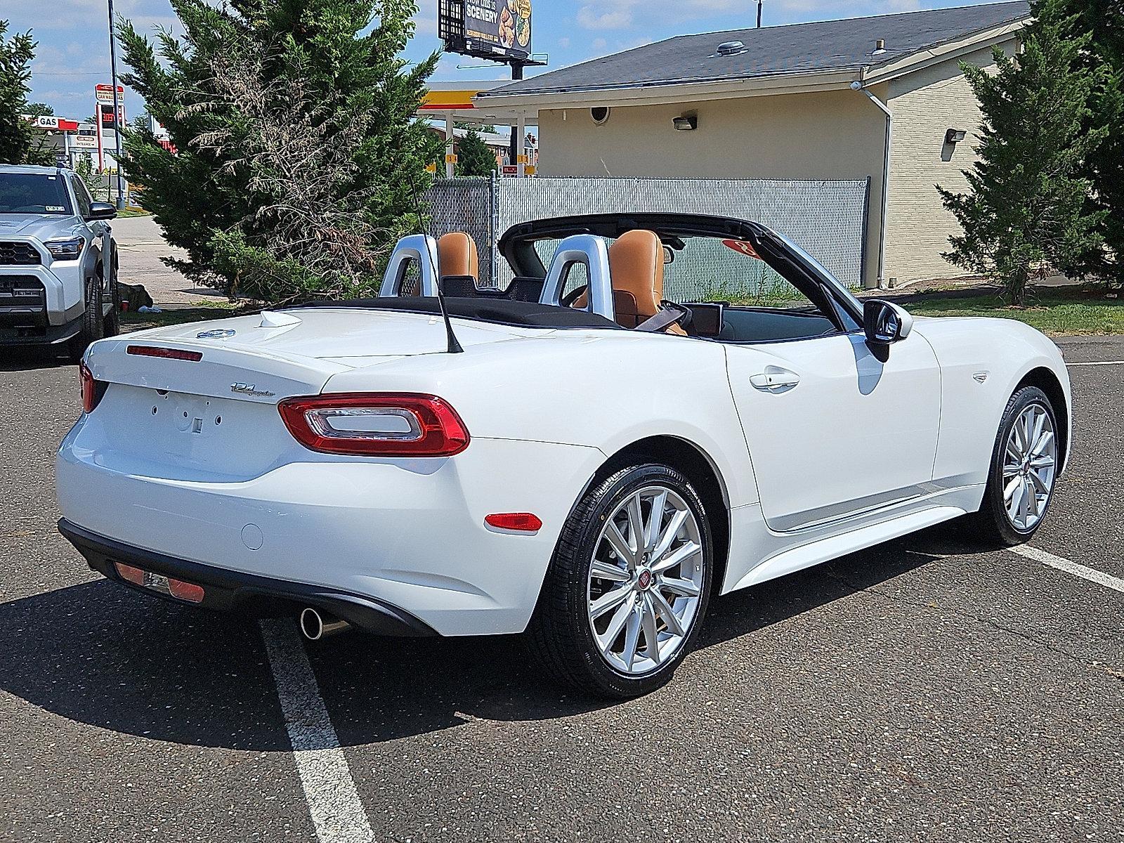 2018 FIAT 124 Spider Vehicle Photo in Trevose, PA 19053