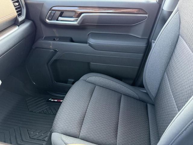 2026 Chevrolet Silverado 1500 Vehicle Photo in COLUMBIA, MO 65203-3903