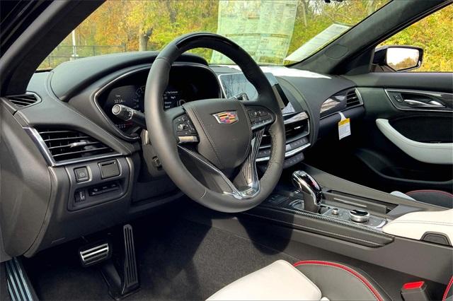 2024 Cadillac CT5-V Vehicle Photo in KANSAS CITY, MO 64114-4545