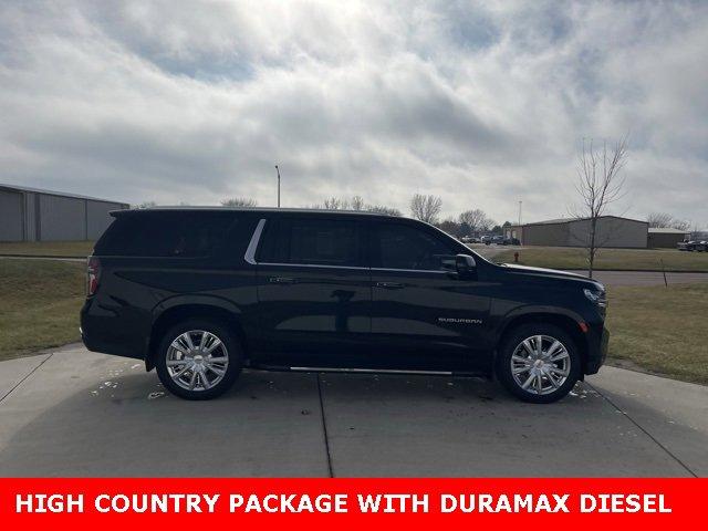 Used 2022 Chevrolet Suburban High Country with VIN 1GNSKGKT0NR198205 for sale in Beresford, SD