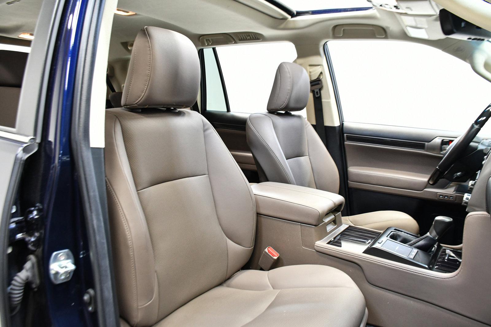 2023 Lexus GX 460 Vehicle Photo in DALLAS, TX 75235