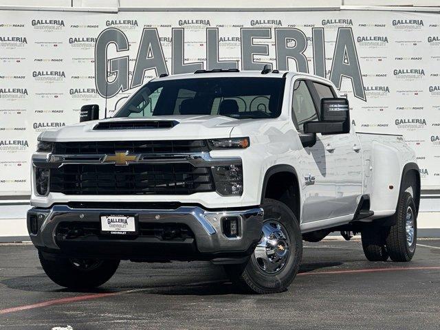 2025 Chevrolet Silverado 3500 HD Vehicle Photo in DALLAS, TX 75244-5909