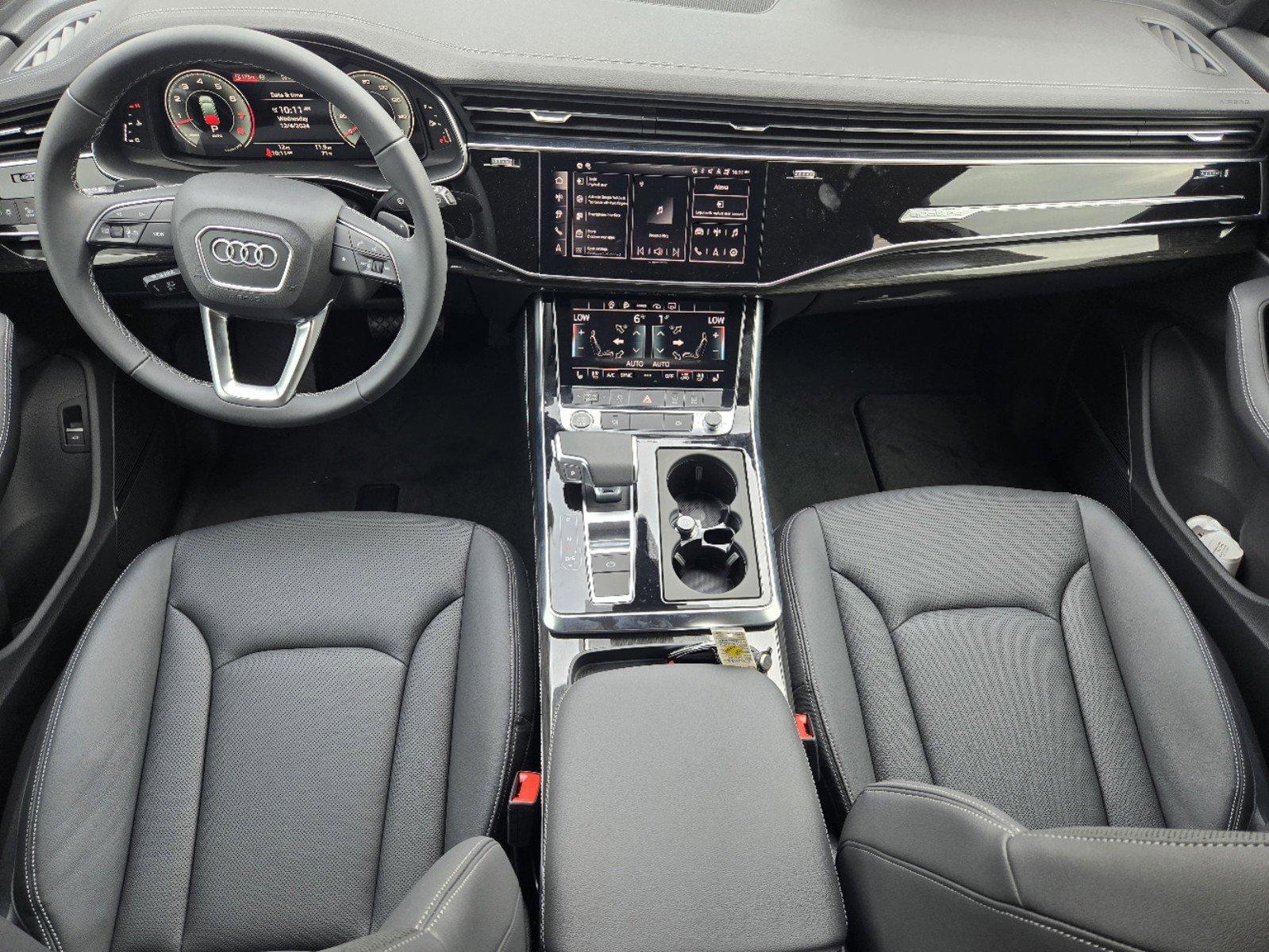 2025 Audi Q7 Vehicle Photo in SUGAR LAND, TX 77478