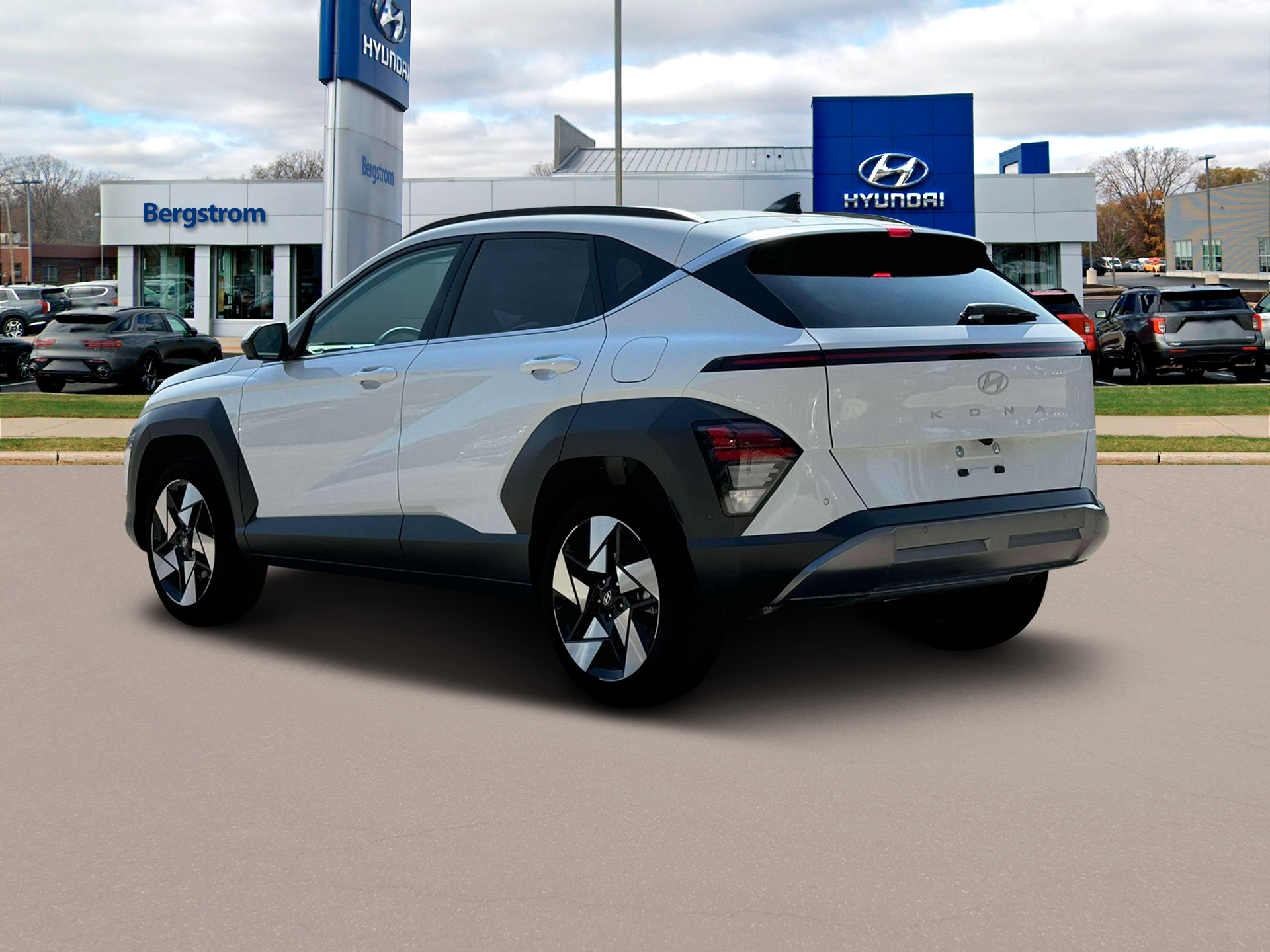 2025 Hyundai KONA Vehicle Photo in Green Bay, WI 54304