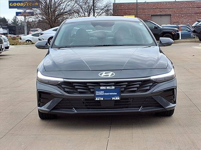 2024 Hyundai ELANTRA Hybrid Vehicle Photo in Peoria, IL 61615