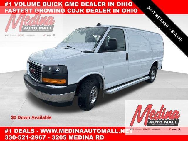 2022 GMC Savana Cargo 2500 Vehicle Photo in MEDINA, OH 44256-9631