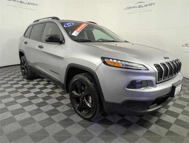 2017 Jeep Cherokee Vehicle Photo in ENGLEWOOD, CO 80113-6708