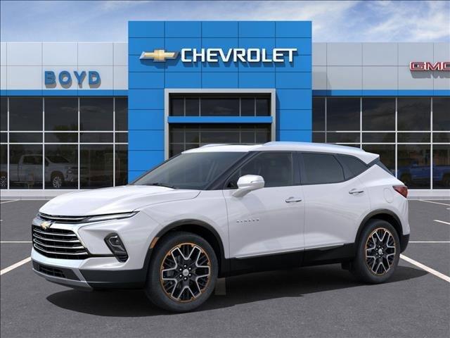 2025 Chevrolet Blazer Vehicle Photo in EMPORIA, VA 23847-1235