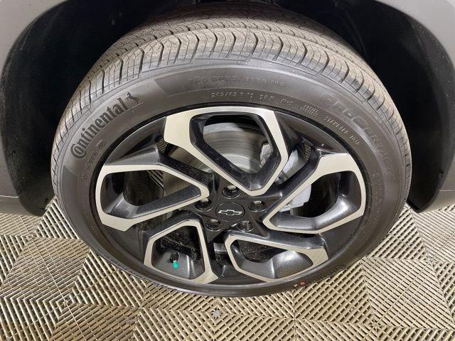 2025 Chevrolet Trax Vehicle Photo in PHOENIX, AZ 85014-3381