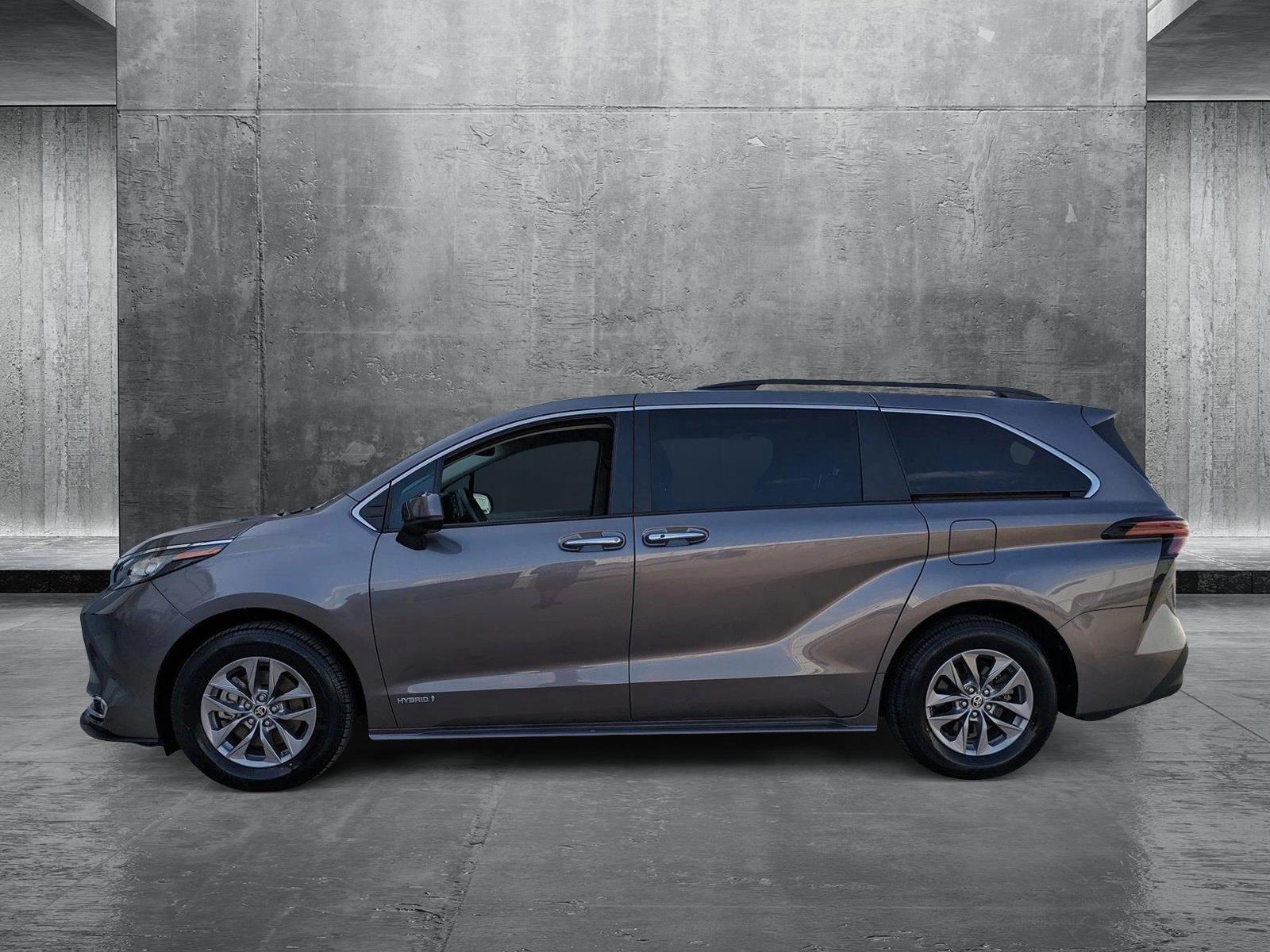 2021 Toyota Sienna Vehicle Photo in Winter Park, FL 32792