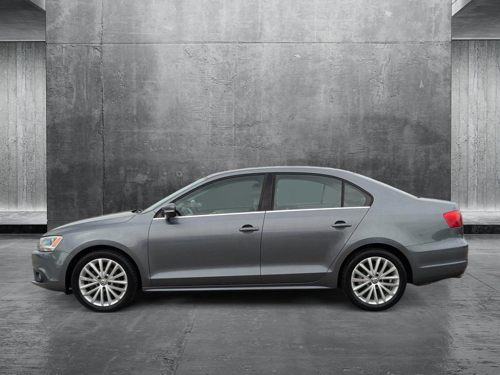 2014 Volkswagen Jetta Sedan Vehicle Photo in St. Petersburg, FL 33713