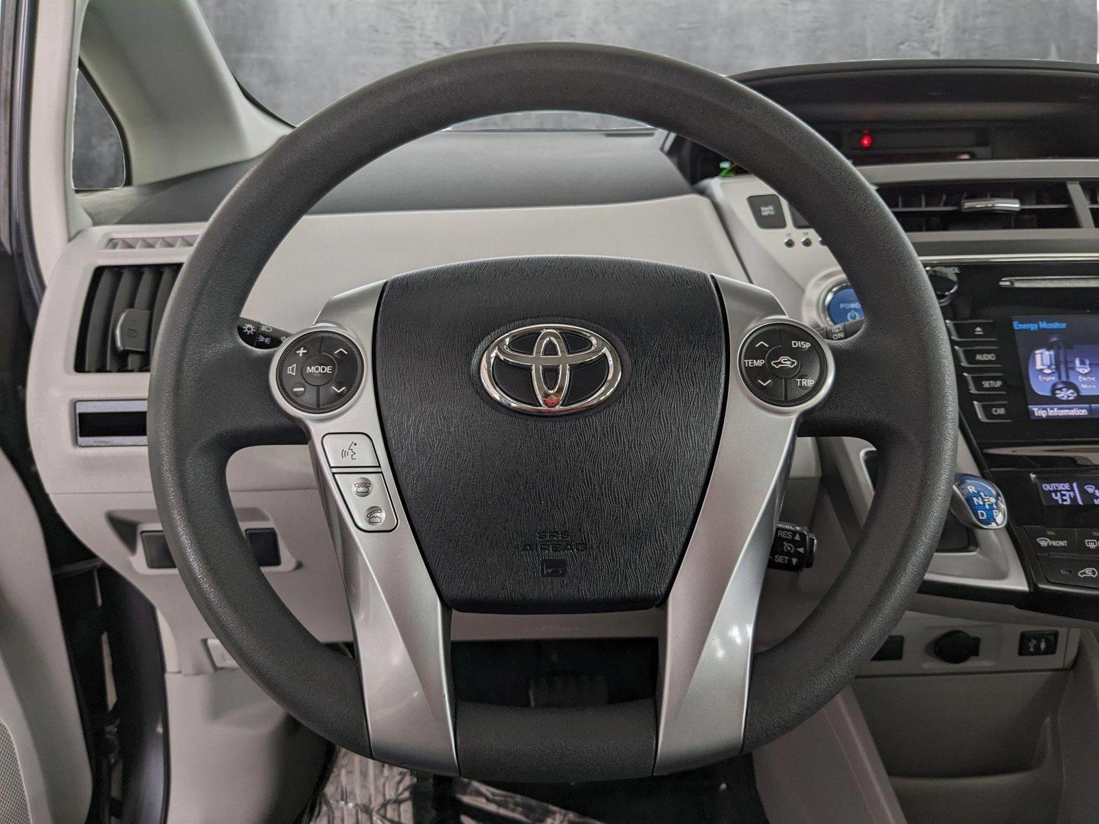 2015 Toyota Prius v Vehicle Photo in Spokane Valley, WA 99206