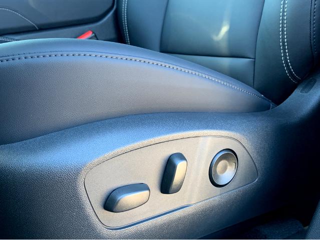 2025 GMC Acadia Vehicle Photo in BEAUFORT, SC 29906-4218