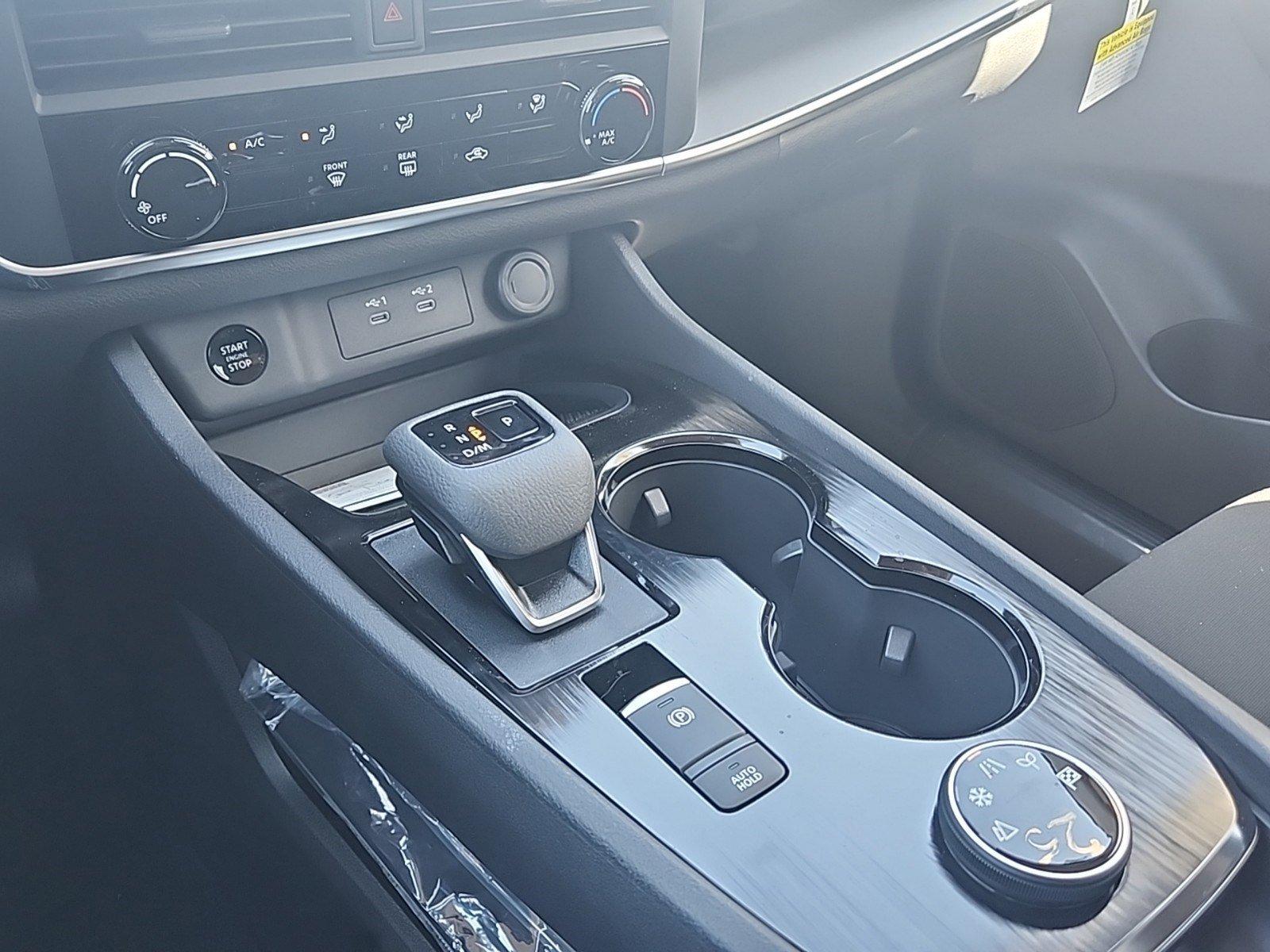 2025 Nissan Rogue Vehicle Photo in Albuquerque, NM 87110