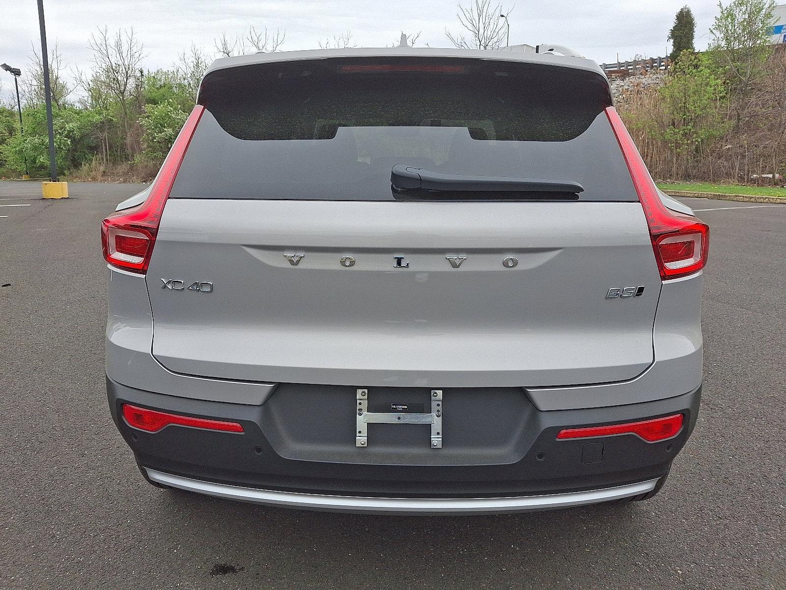 2025 Volvo XC40 Vehicle Photo in Trevose, PA 19053