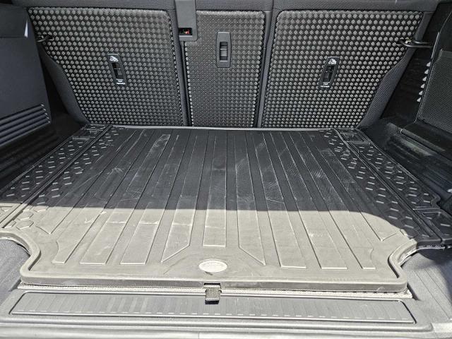 2025 Defender Vehicle Photo in AUSTIN, TX 78717