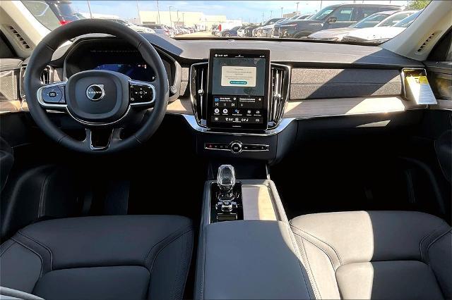 2025 Volvo XC90 Vehicle Photo in Grapevine, TX 76051