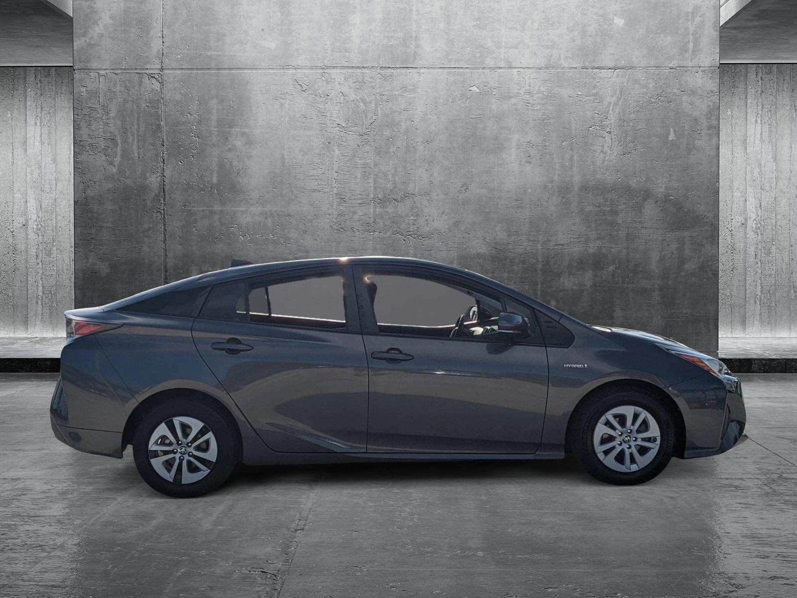 2017 Toyota Prius Vehicle Photo in Davie, FL 33331