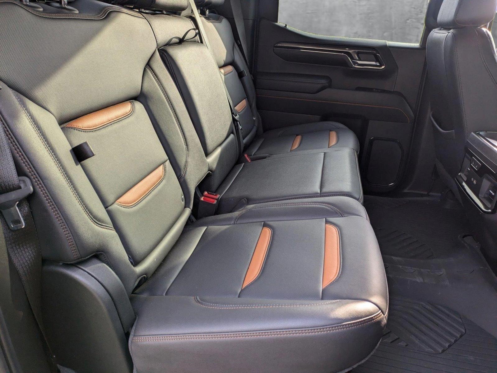 2024 GMC Sierra 1500 Vehicle Photo in Panama City, FL 32401