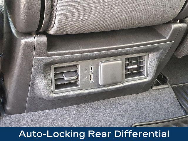 2024 Chevrolet Silverado 1500 Vehicle Photo in DANBURY, CT 06810-5034