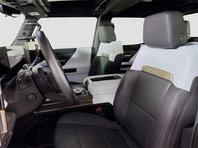 2024 GMC HUMMER EV Pickup Vehicle Photo in PUYALLUP, WA 98371-4149